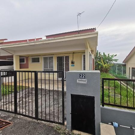 As'Cattleya Homestay Sepang Extérieur photo